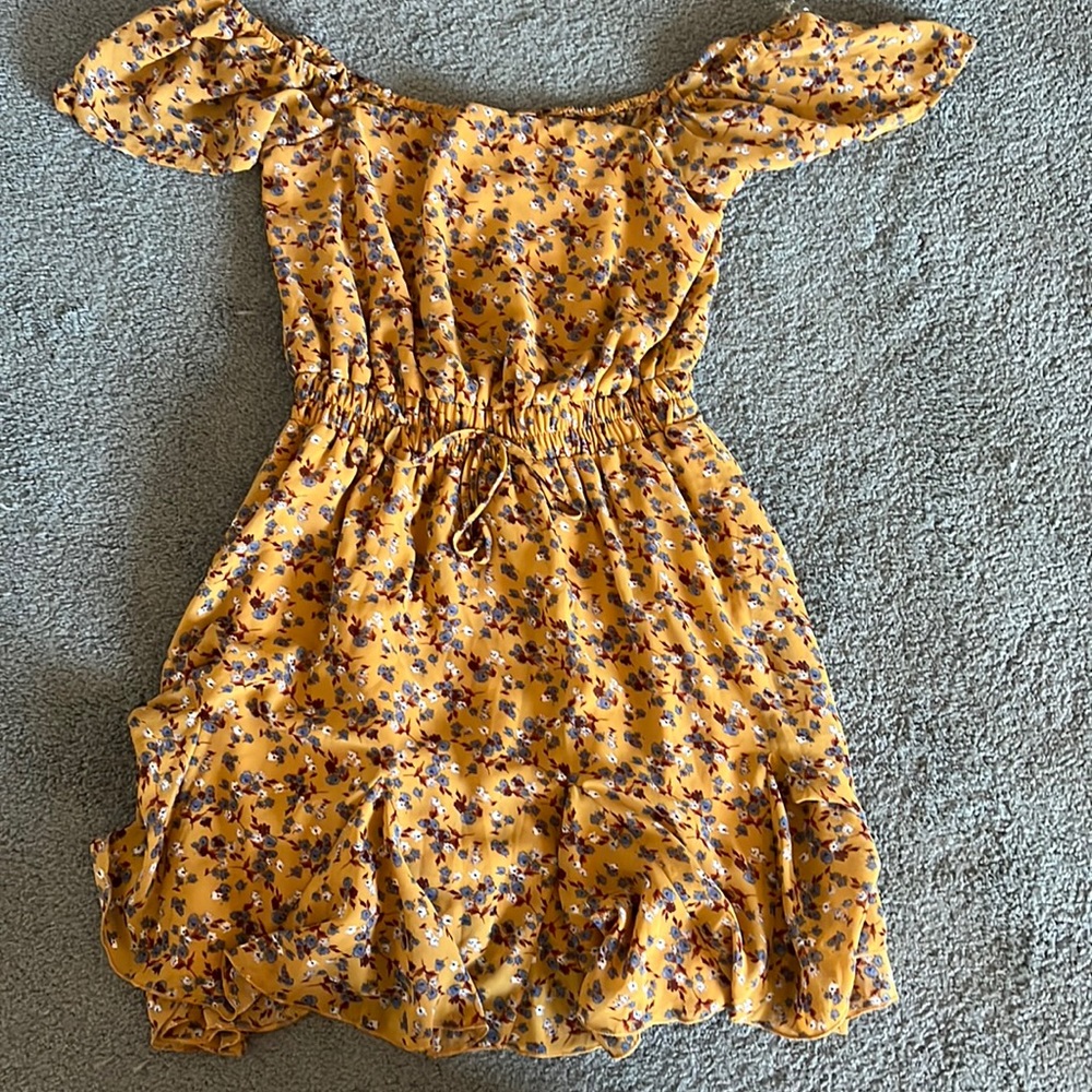 Francesca’s Off the Shoulder Yellow Dress
